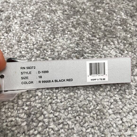 Voir Limited Collection Pleated Dress Womens 18 Red Black Geometric Halter NWT - Picture 4 of 12